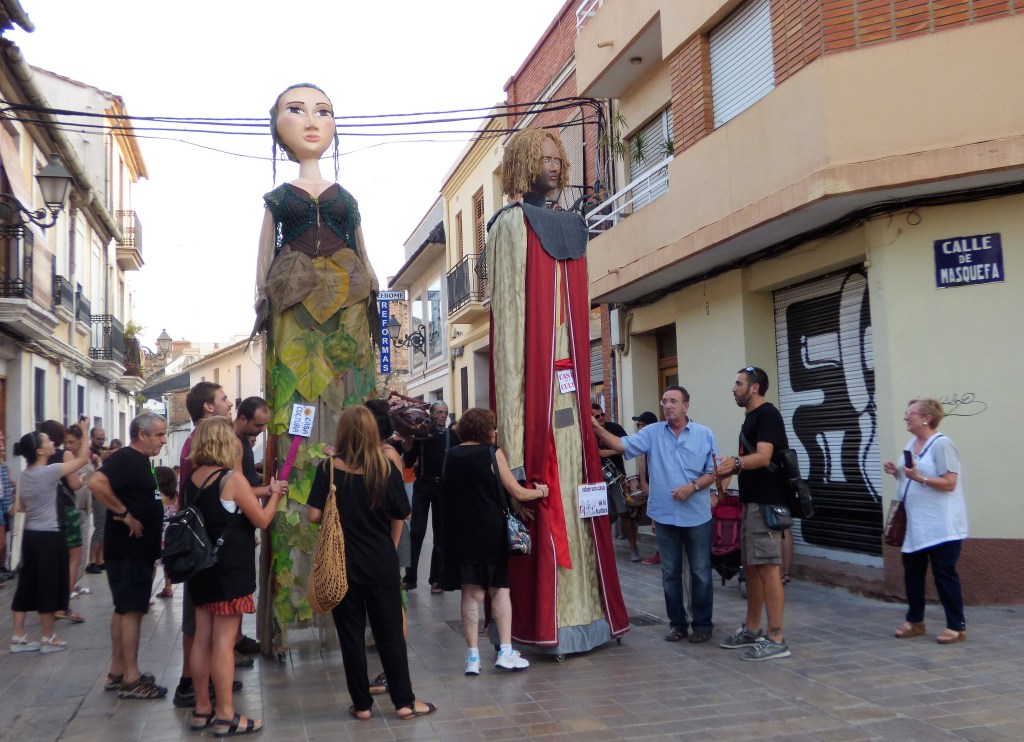 Primer acto de las fiestas populares de 2017, pasacalle por Benimaclet. 