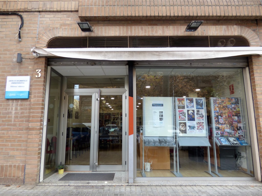 Fachada del Centro de Documentación Cinematográfica en Benimaclet
