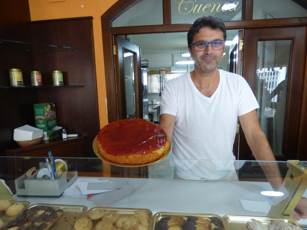 La torta de Benimaclet que elabora el horno Cuenca