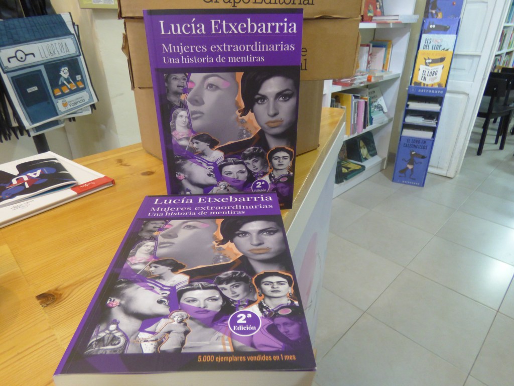 Libro 'Mujeres extraordinarias' en La Rossa