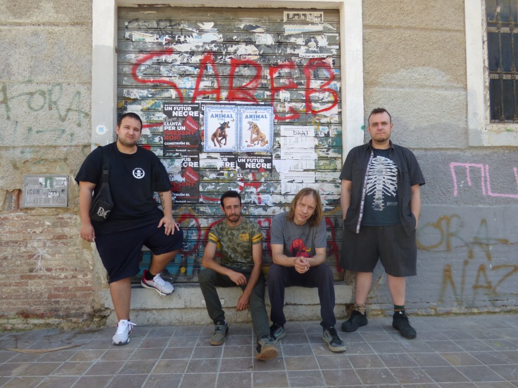 Sergio, Fernando, Germán y Oto (de izqda a dcha) forman el grupo de Benimaclet A Tercio Pelao. 