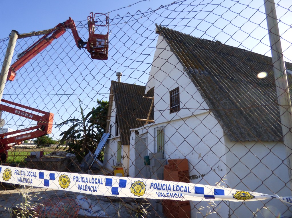 Inicio de las actuaciones en las barracas gemelas Panach de Benimaclet