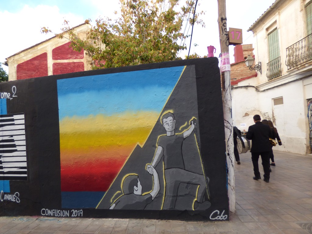 Mural del artista Cobo sobre el compañerismo en Benimaclet