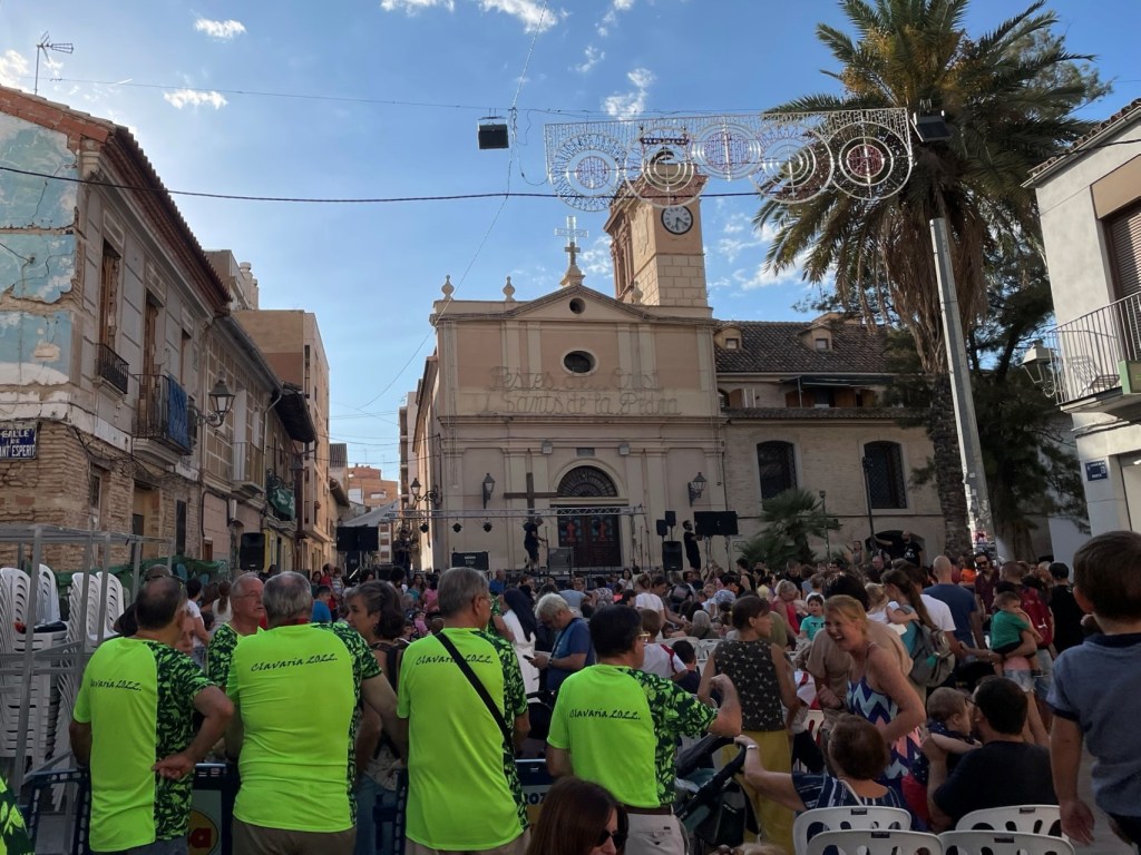 La plaza de Benimaclet en un acto de las fiestas patronales