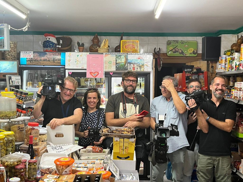 Periodistas en Ultramarinos Javi