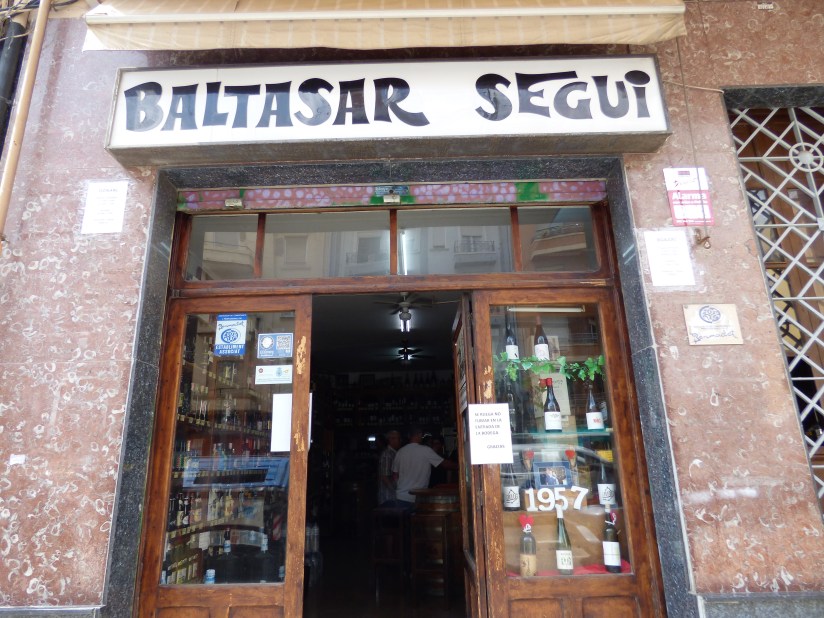 Fachada de la bodega Baltasar Seguí
