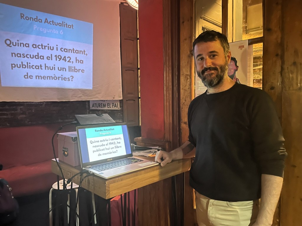 Héctor Gómez, organizador del Trivial de Benimaclet