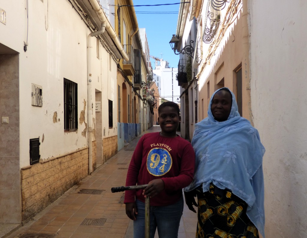 Sam con su madre en Benimaclet