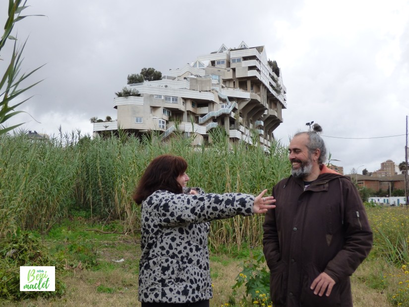 Xavi Santillana y Noelia Arcos hablan en Benimaclet sobre Penja'm.